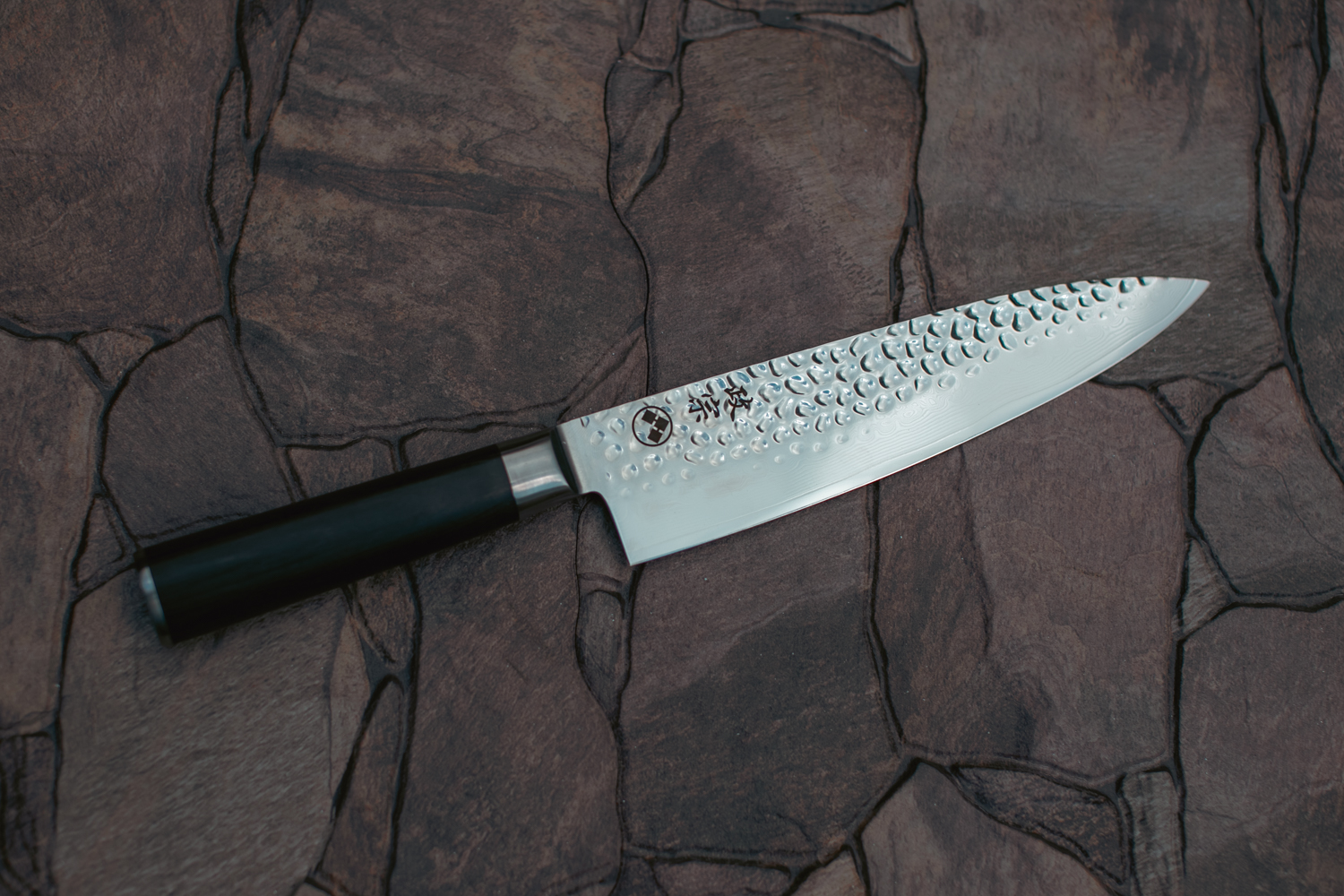 Senshi Hammered Damascus Gyuto - Imagen 5